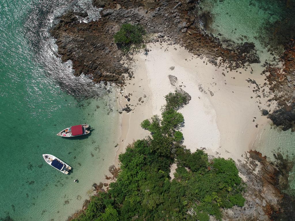 Passeio de Lancha Ilha Grande  - Betinho Ilha Grande (23).jpg
