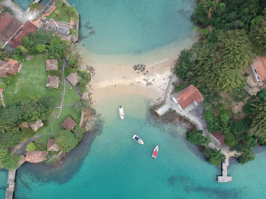 Passeio de Lancha Ilha Grande  - Betinho Ilha Grande (19).jpg