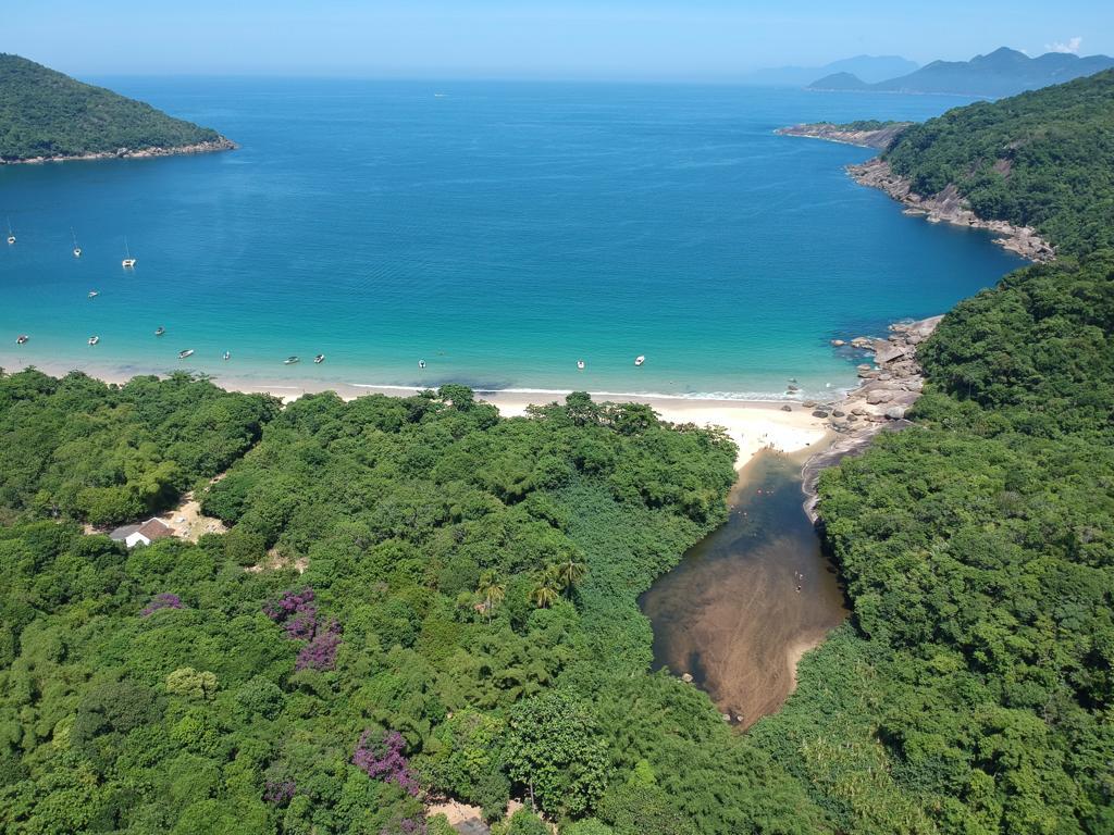Passeio de Lancha Ilha Grande  - Betinho Ilha Grande (1).jpg