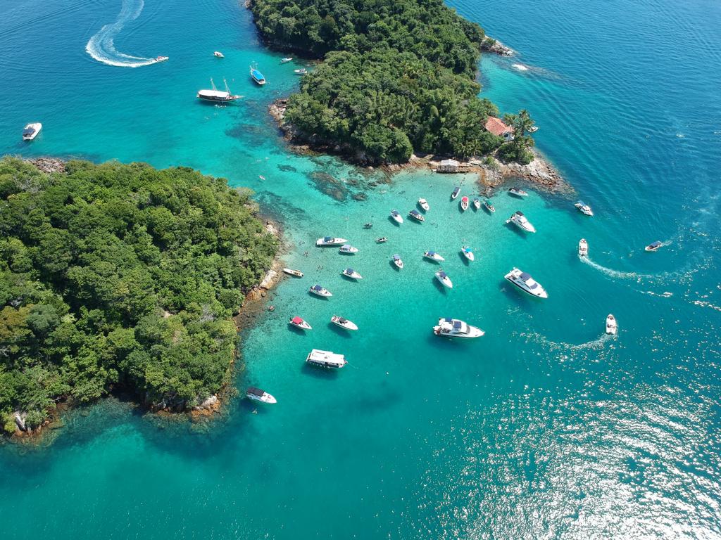 Passeio de Lancha Ilha Grande  - Betinho Ilha Grande (10).jpg